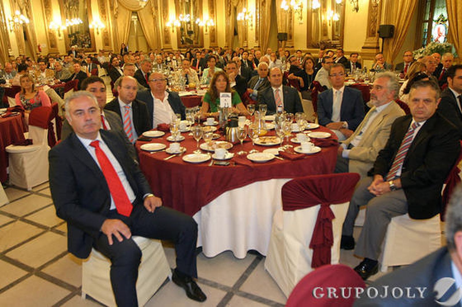 José Manuel Tercero, Alberto García, Rafael Navas, Miguel Ángel Tamarit, Lola Blanco, Federico Cabello de Alba, Nicolás de Bari Millán Cruz, Ignacio Fernández de Mesa y Salvador Fuentes Lopera

Foto: O. Barrionuevo / J. Martinez