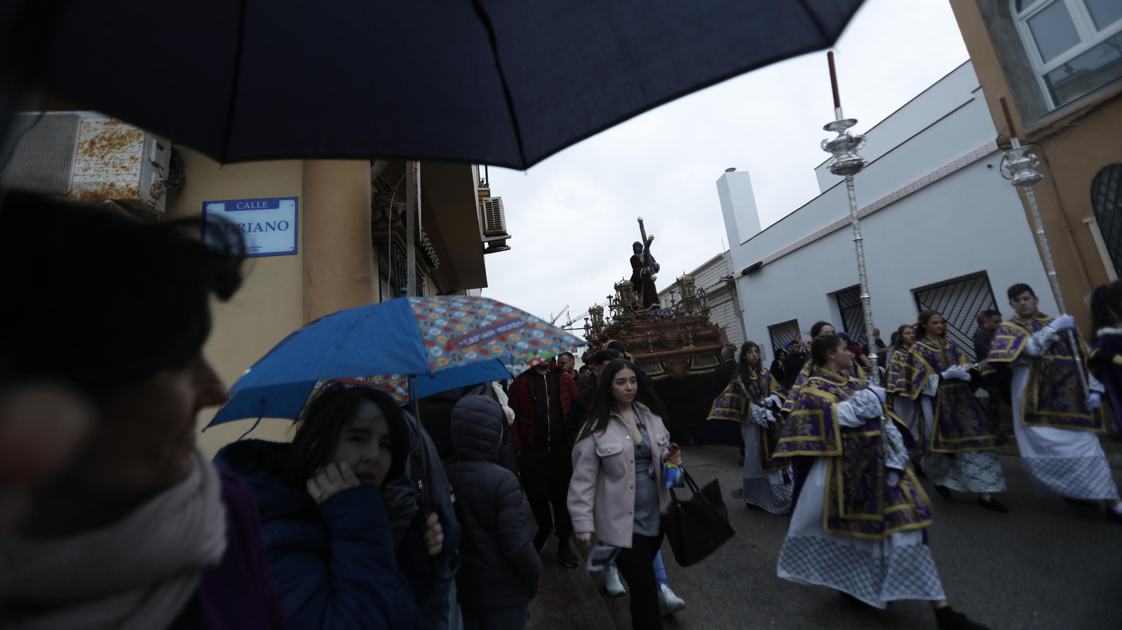 Fotos del Martes Santo en La Línea: Penas y Dolores