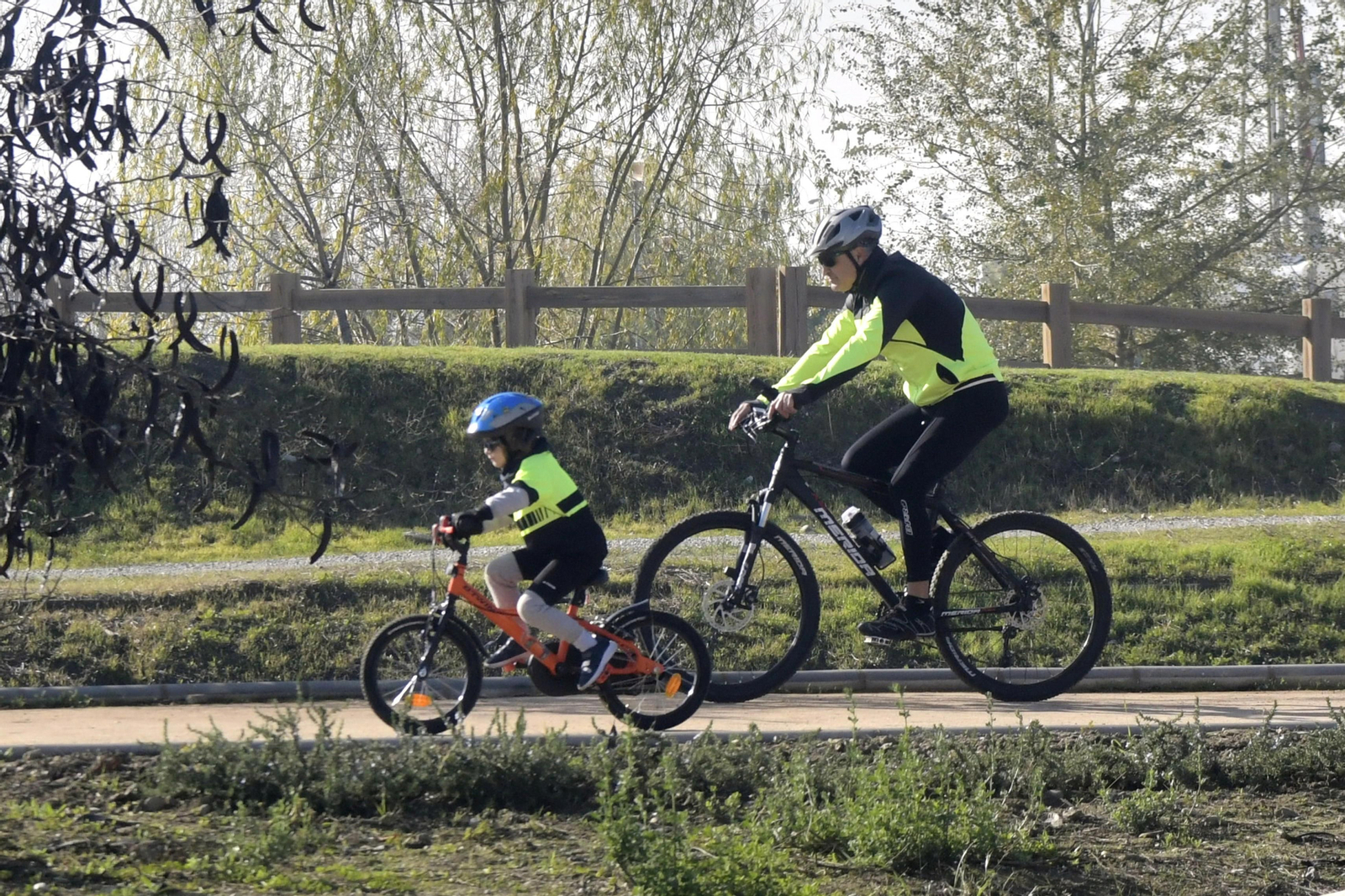 Así han sido los juegos de los niños de Granada con los regalos de los Reyes Magos