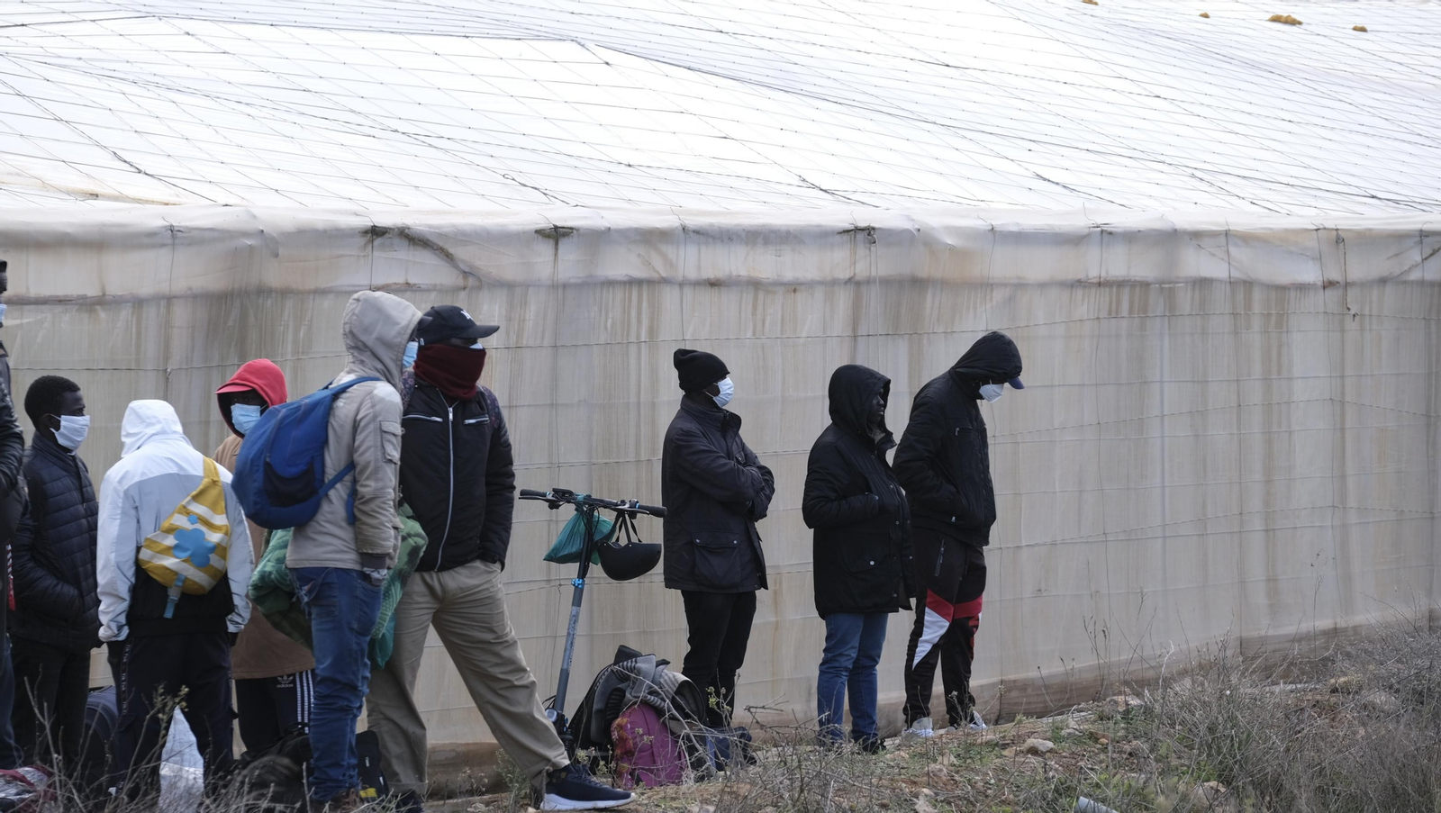 Imágenes del desalojo del asentamiento chabolista 'El Walili', en Níjar