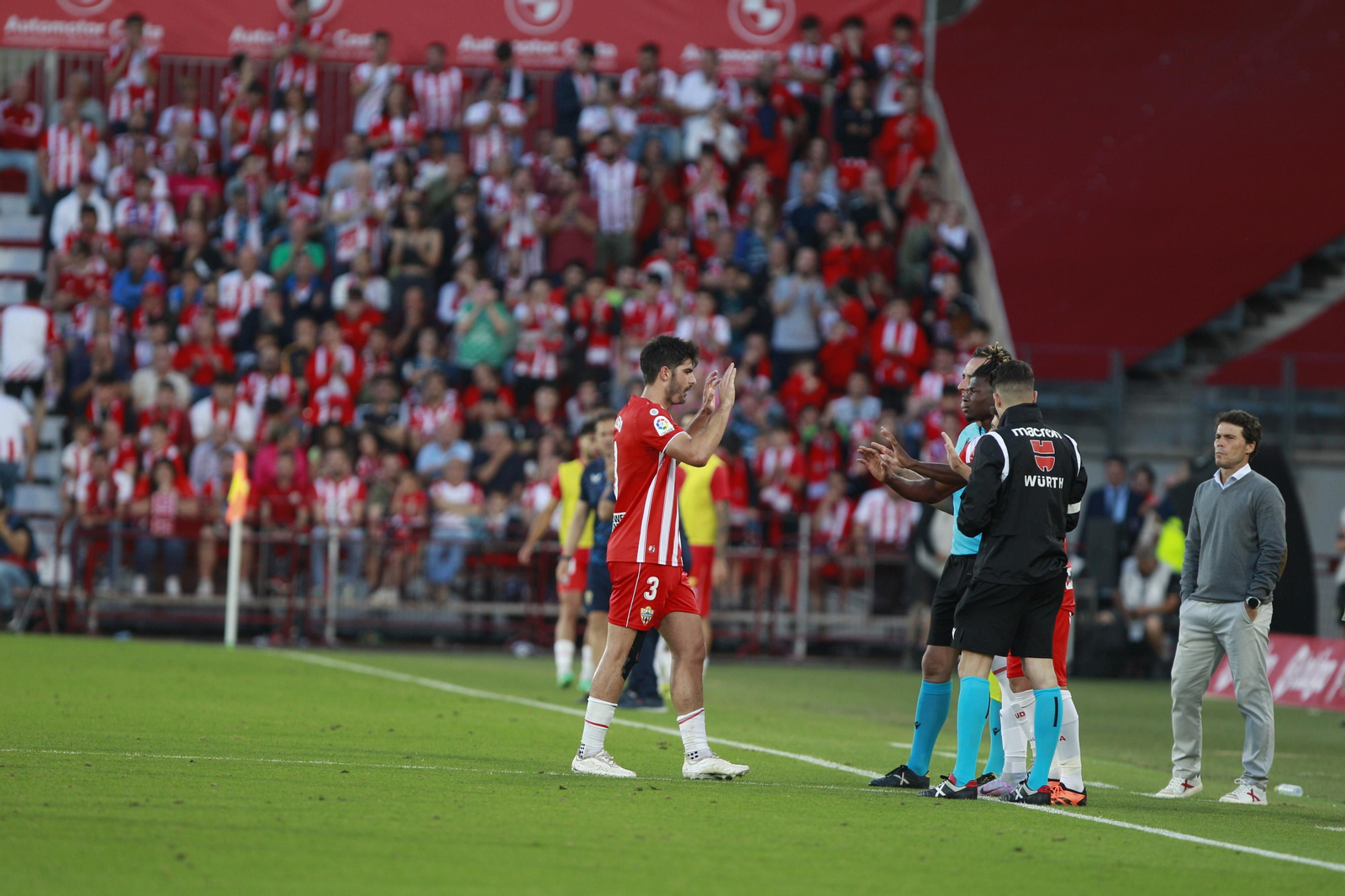 Imágenes del partido U.D. Almería-Real Valladolid C.F.
