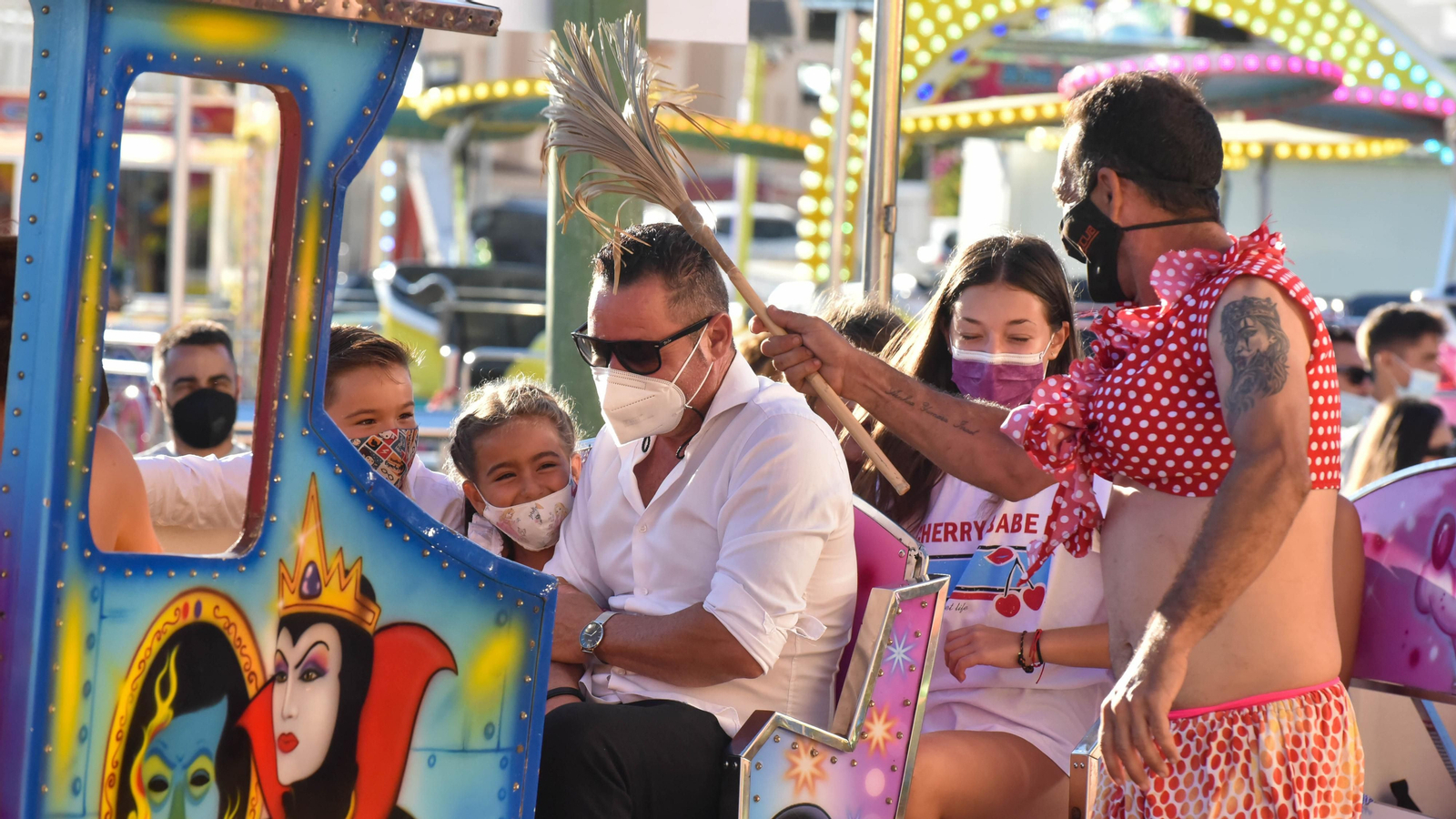 Las fotos de una tarde en un universo de atracciones en Tarifa