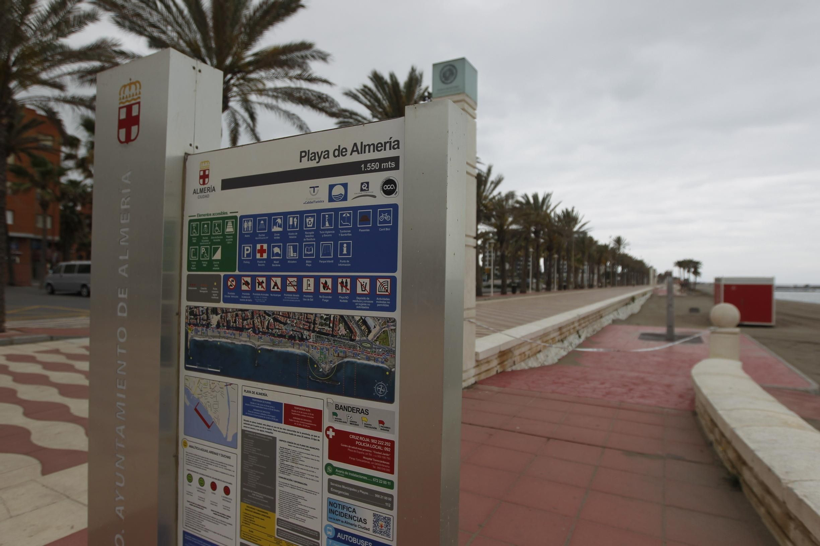 Fotogalería 'Almería, desierta en sábado'. Coronavirus-COVID-19