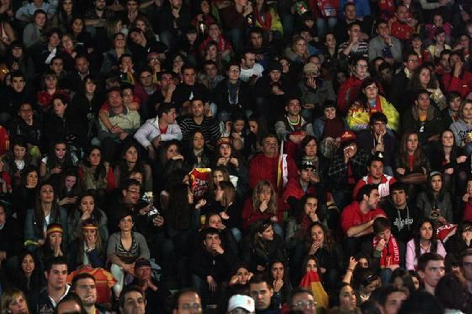 Los aficionados de la selección se volcaron con los jugadores en Granada.

Foto: Maria de la Cruz / Lucia Rivas