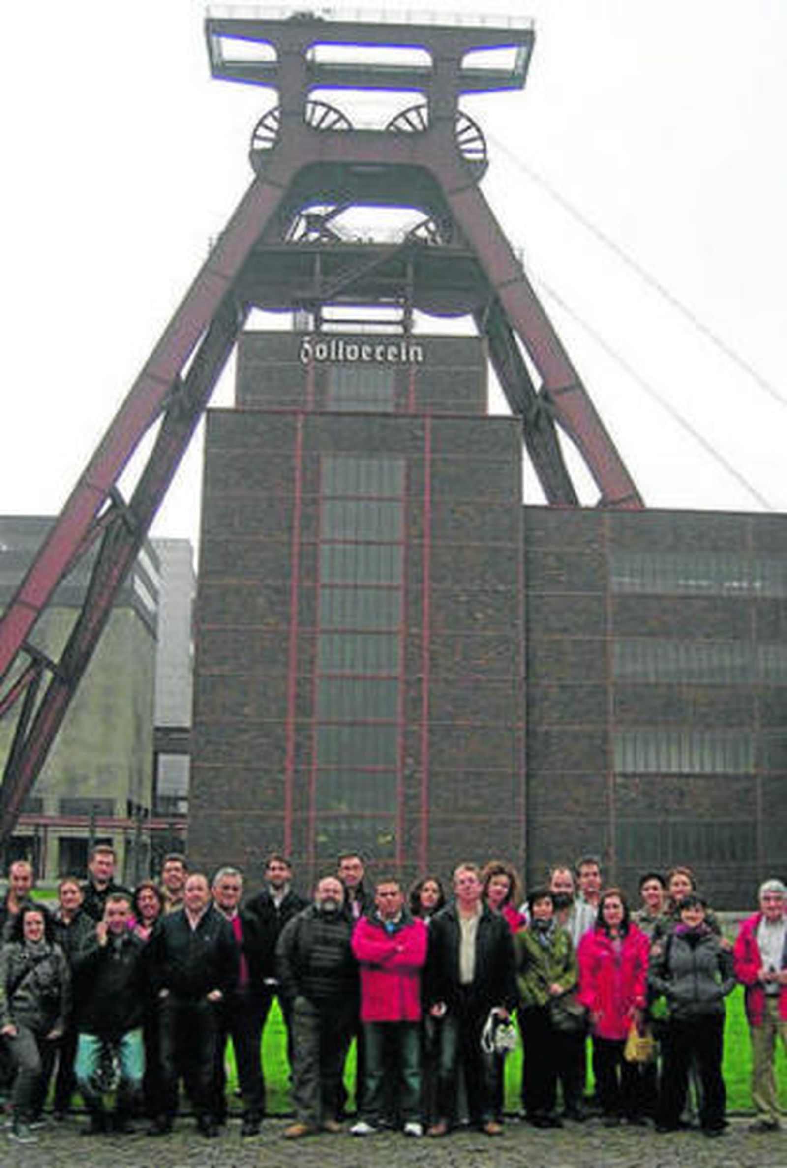 Los desplazados a Alemania posan en la cuenca del Rurh.