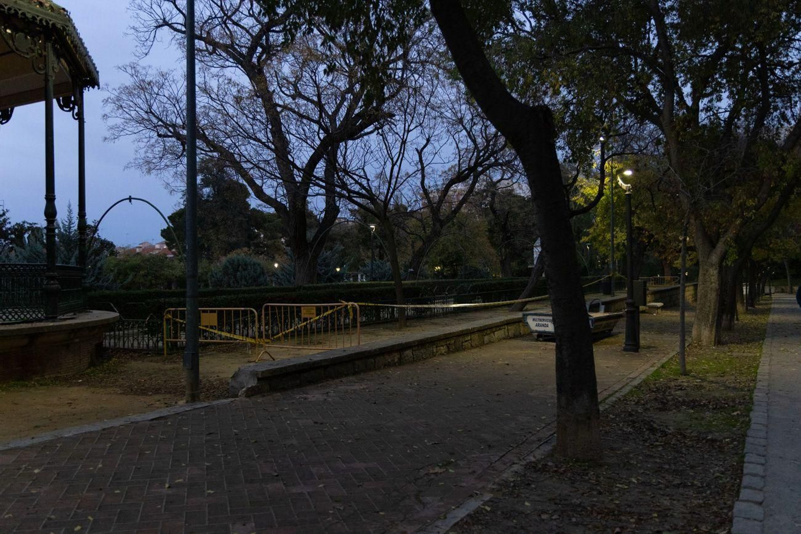 Zona del parque de la Concordia acordonada.