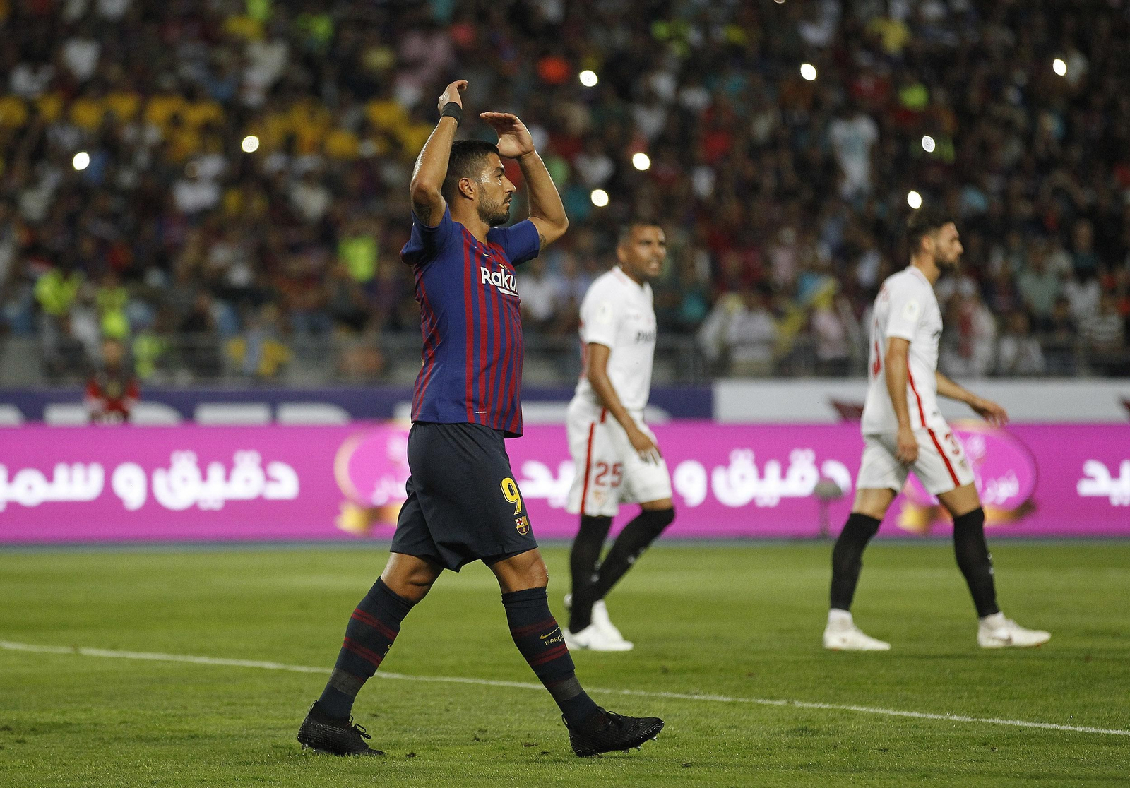 Las imágenes del Sevilla-Barcelona de la Supercopa