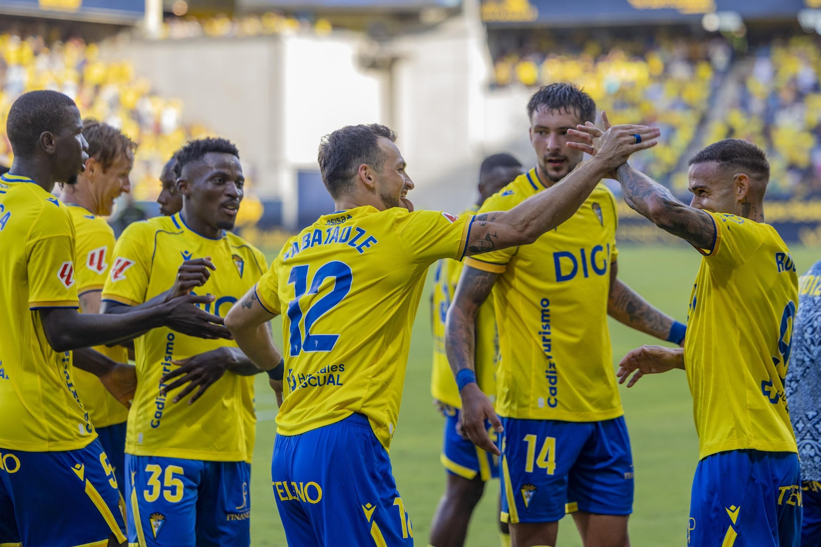 Búscate en las imágenes del Cádiz CF-Albacete