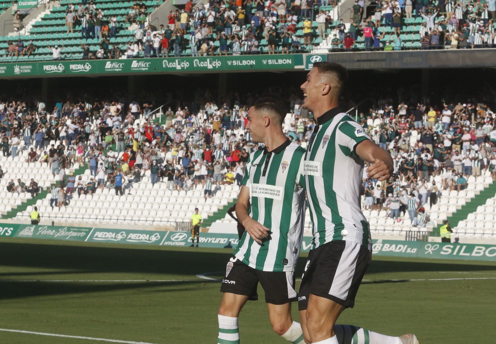 La victoria del Córdoba CF ante el Don Benito, en imágenes