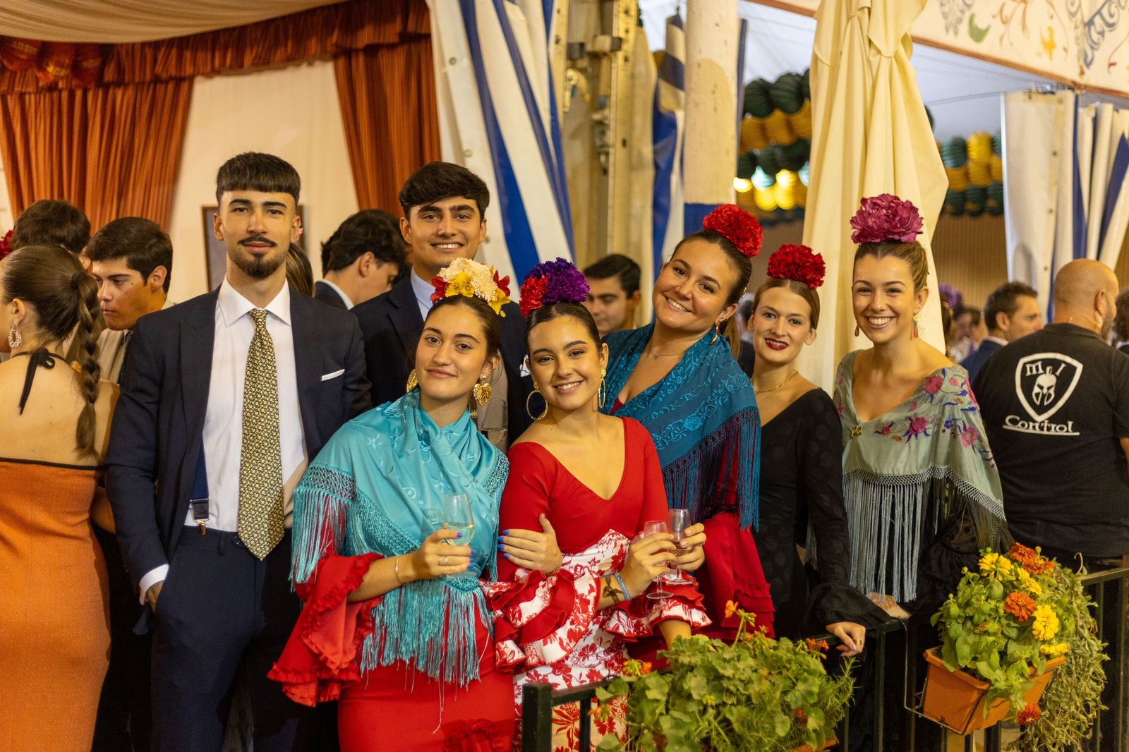 Feria del Caballo 2023: Imágenes del ambiente en la noche del sábado