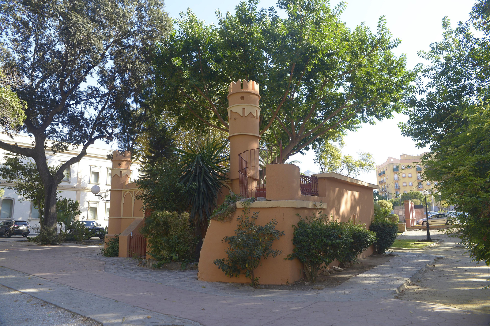 El castillete de los jardines Saccone. El castillete de los jardines Saccone.