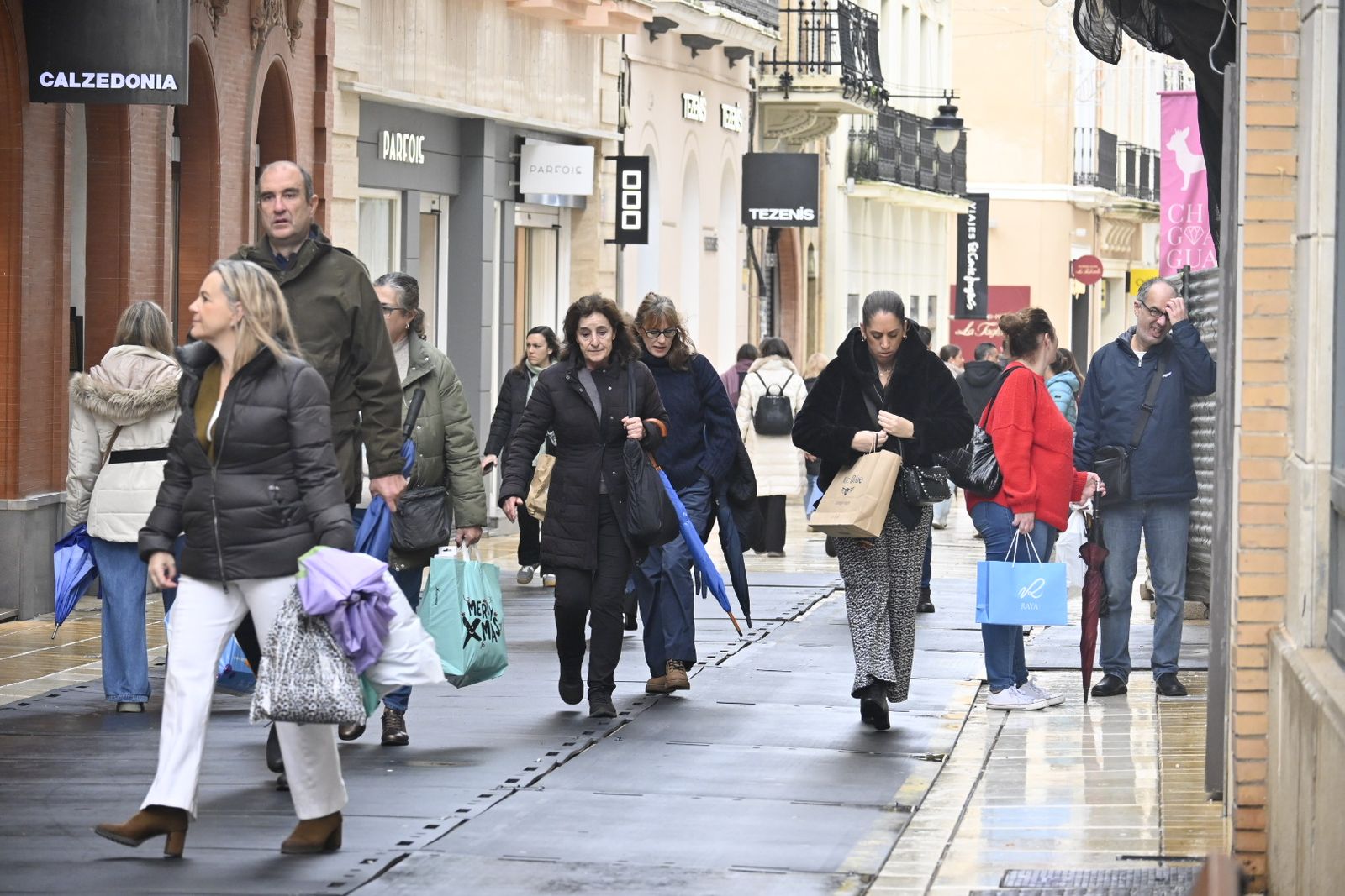 Fotografías de ambiente en la mañana del 3 de enero en Huelva