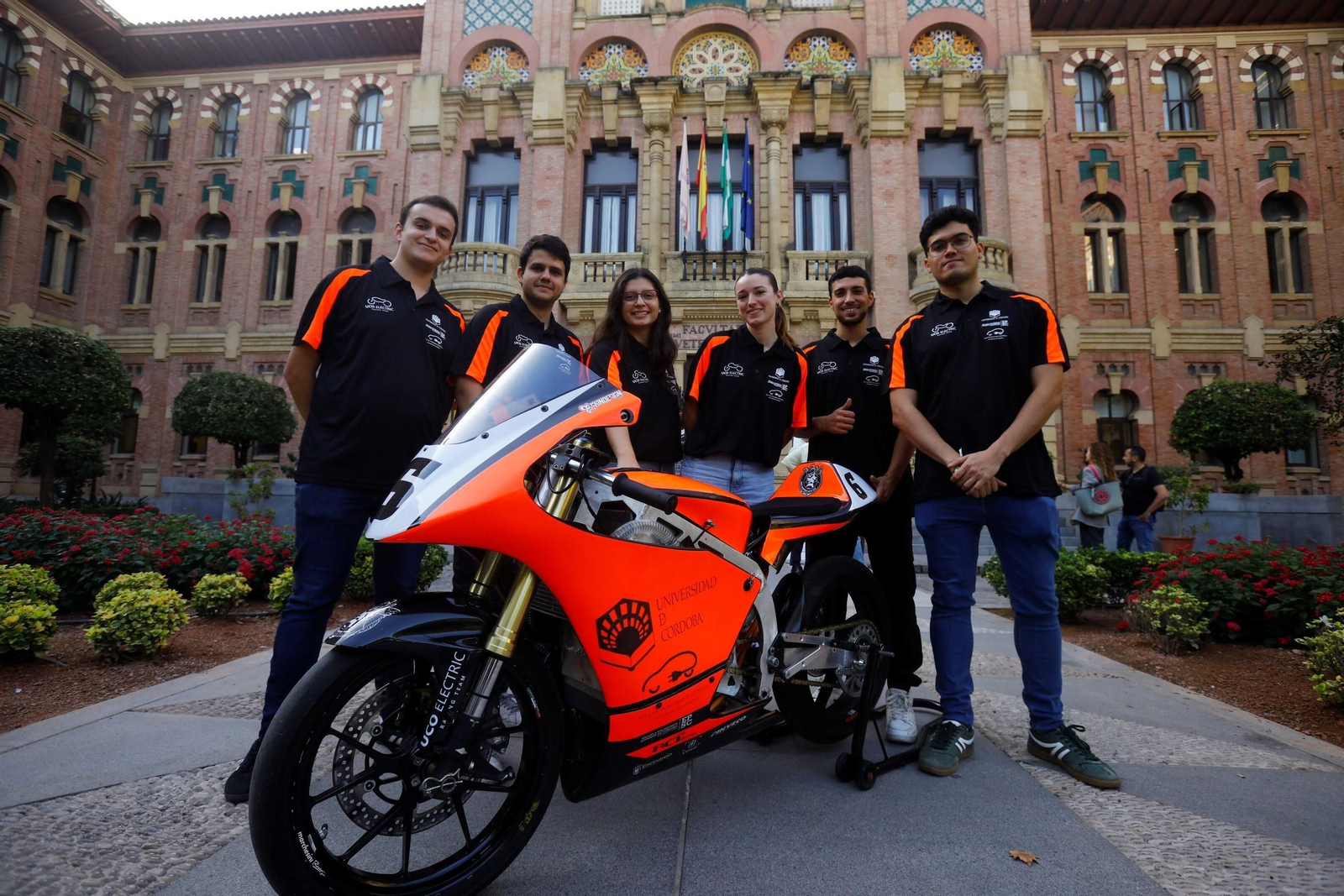 Equipo de la Universidad de Córdoba que asistirá a la MotoStudent International Competition.