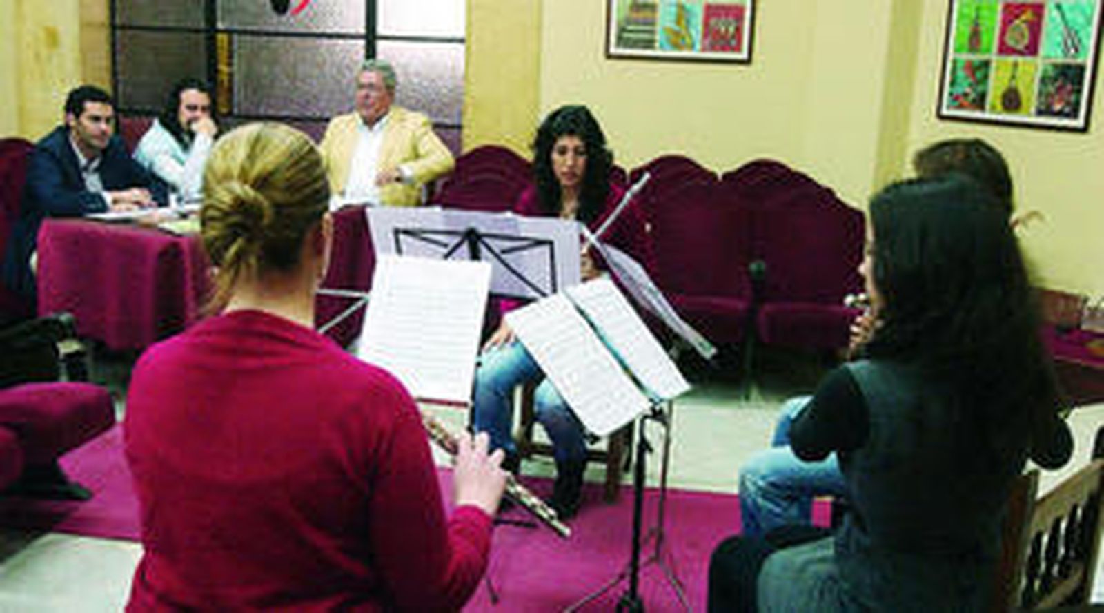 Una de las agrupaciones de viento que ayer se presentó ante el tribunal.