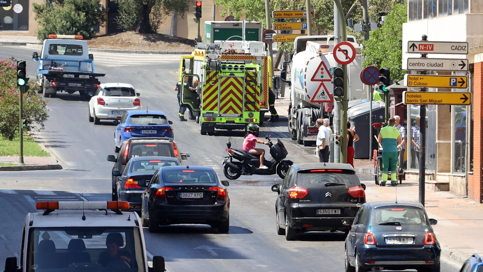 Imagen de tráfico en la zona del Minotauro en Jerez.