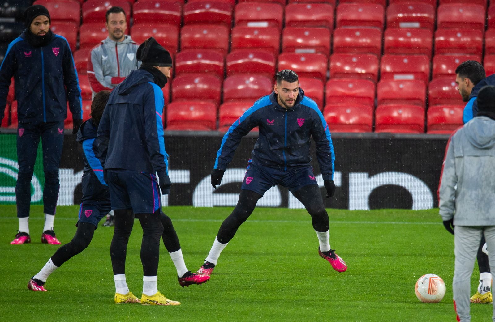 Las fotos previas al Manchester United - Sevilla