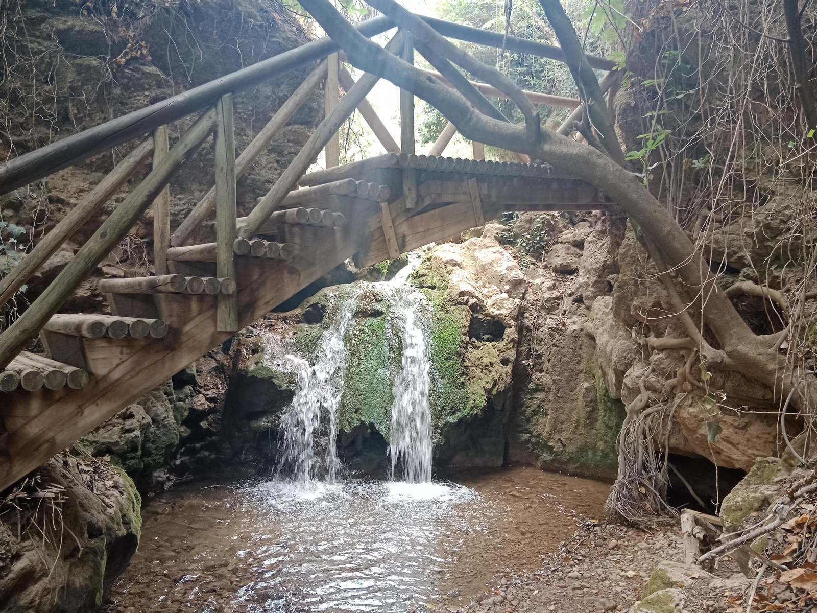 Así está en septiembre la preciosa cascada que puedes ver en Jaén