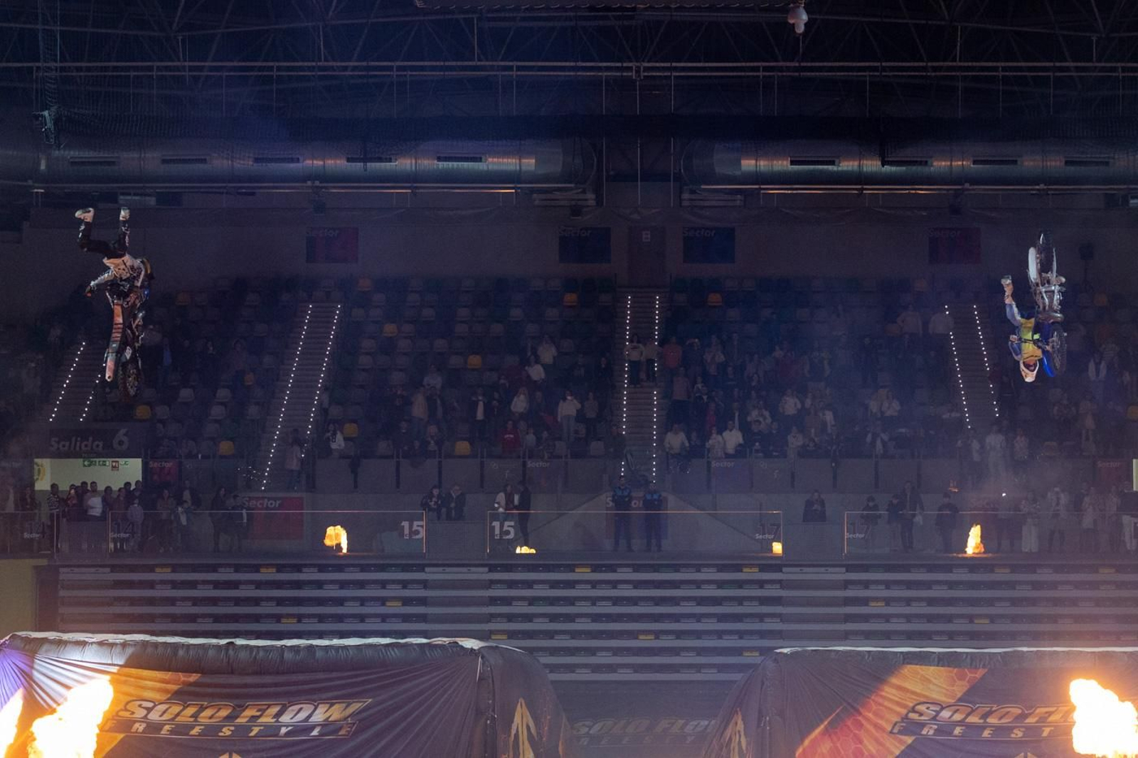 En imágenes: el Soloflow Freestyle enamora en Jaén con acrobacias y espectáculo en estado puro