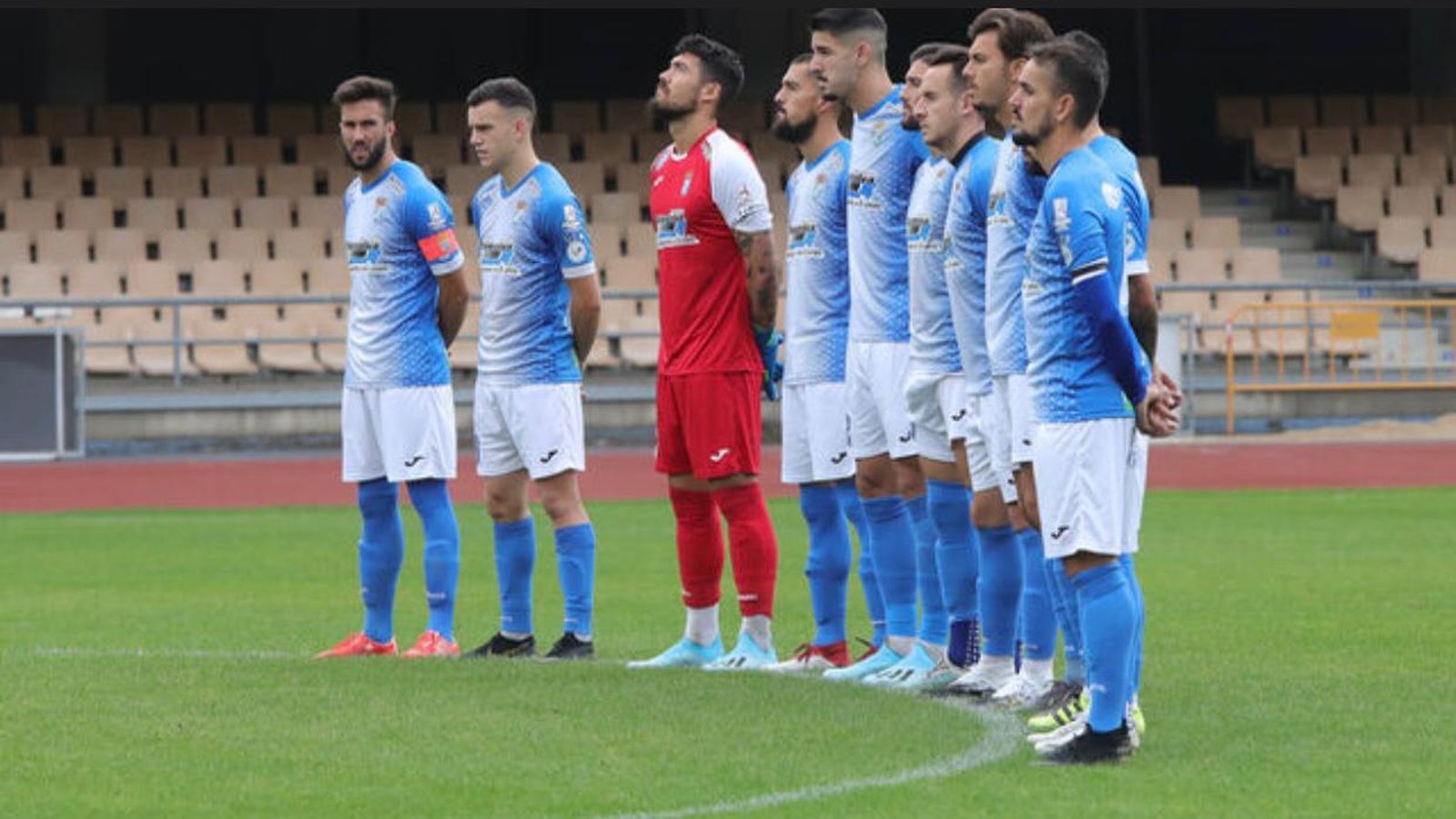 El Xerez CD respeta el recuerdo a Diego en Chapín.