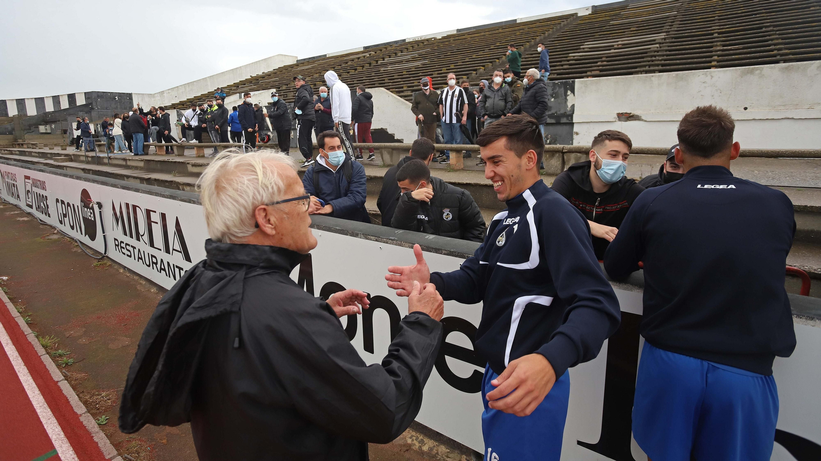 Fotos del entrenamiento a puerta abierta de la Balona
