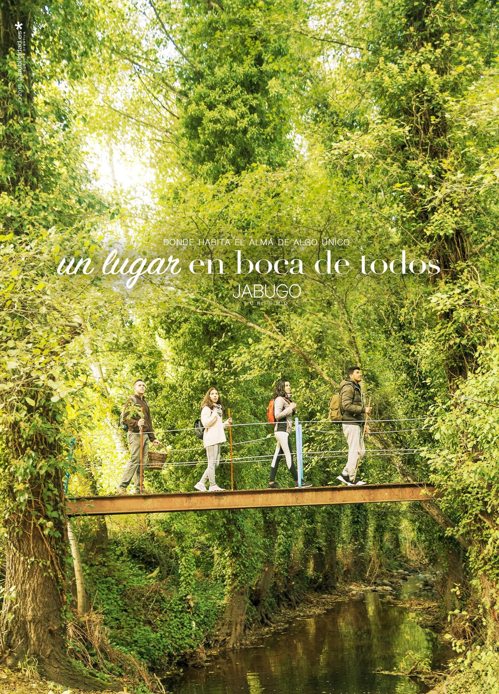 Jabugo es el auténtico kilómetro 0 de una Red de Senderos que unen las poblaciones serranas y que constituyen una oferta de naturaleza viva de belleza incomparable