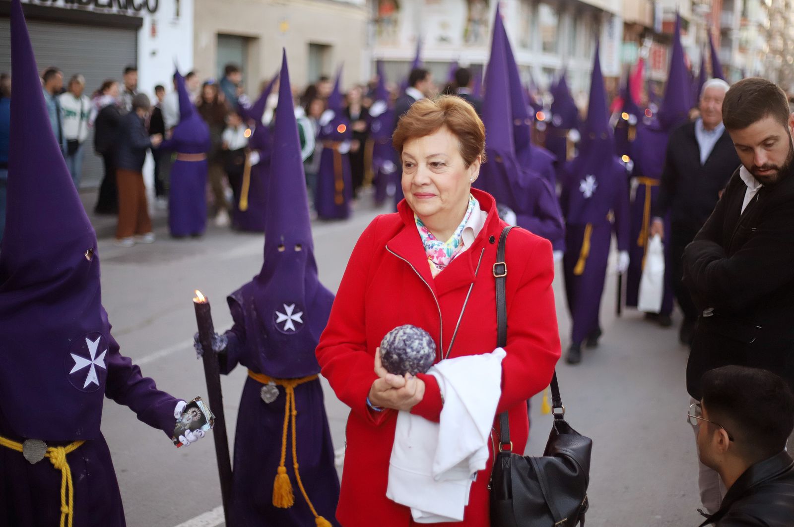La Hermandad El Nazareno en la madrugá de la Semana Santa de Huelva 2023, en imágenes