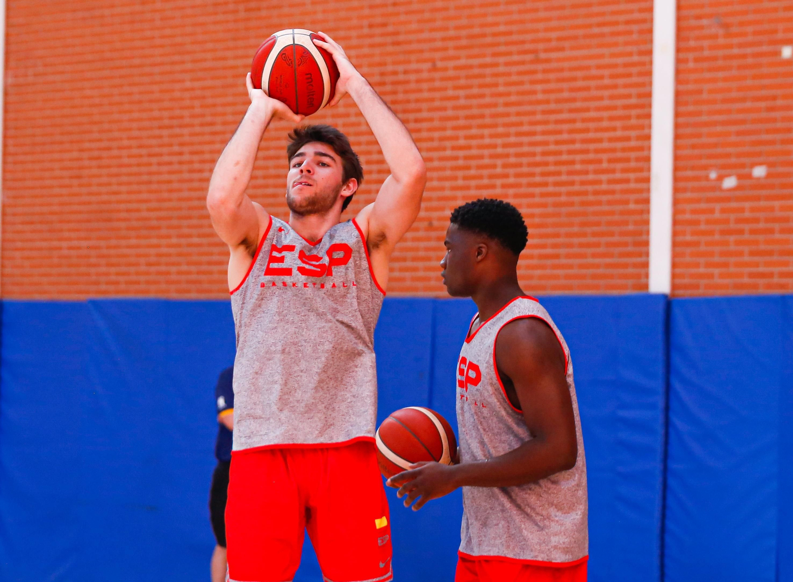 Fotos: el primer entrenamiento de la sub 20 de España con cinco malagueños