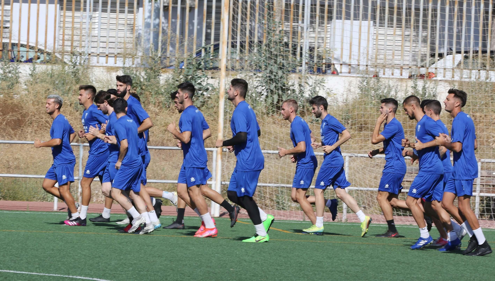 La plantilla del Xerez CD sigue poniéndose a punto en La Granja.