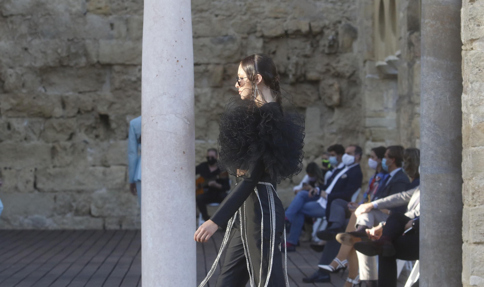 El desfile de Juana Martín en Medina Azahara, en fotografías