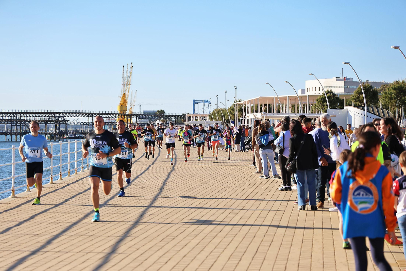 Imágenes de la 10K Huelva Avatel Telecom 'Puerta del Descubrimiento'