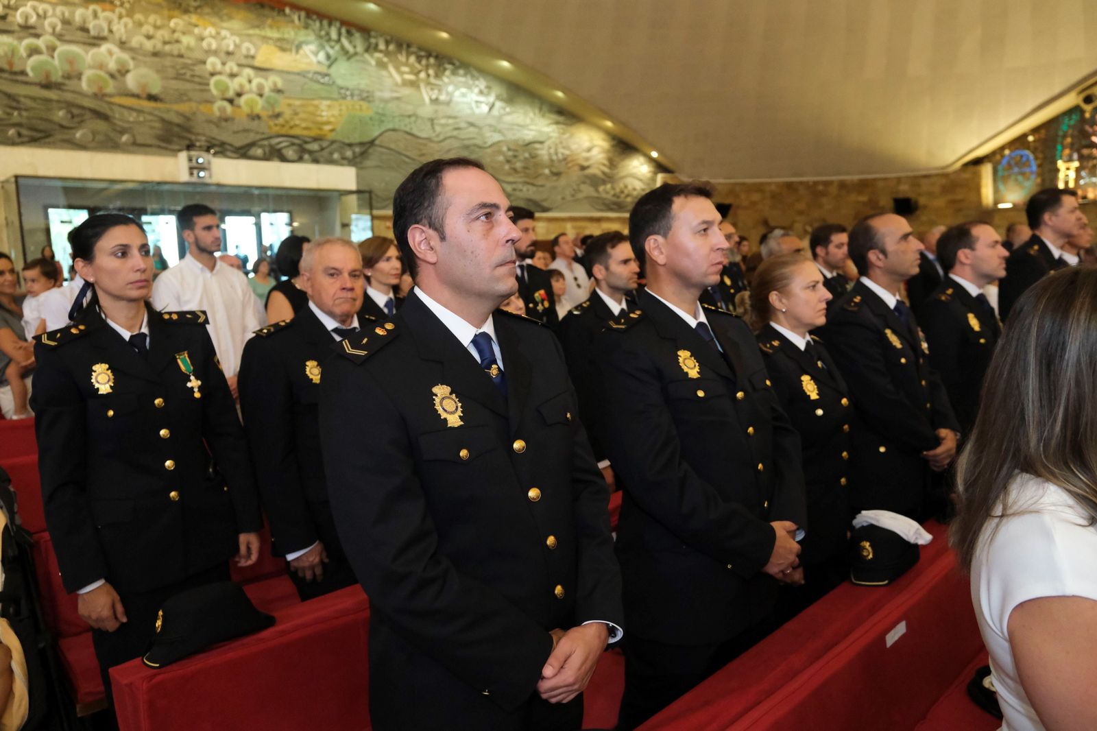 Las imágenes de la celebración en Córdoba de los Santos Ángeles Custodios, patrones de la Policía Nacional