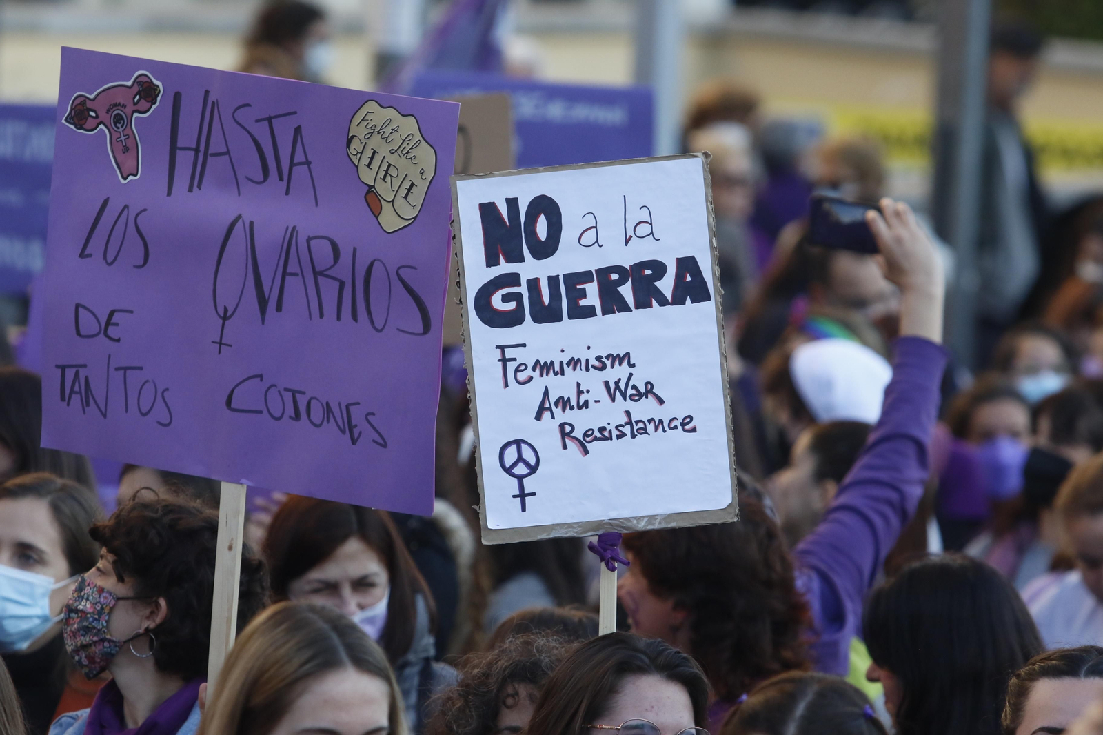 La manifestación del 8M en Córdoba, en fotografías