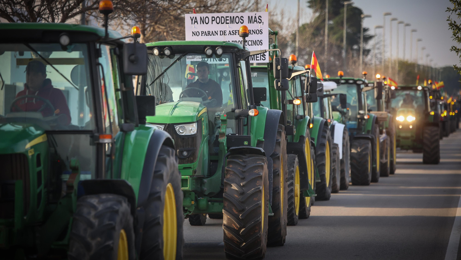 Jerez colapsado por la protesta de agricultores vy ganaderoa