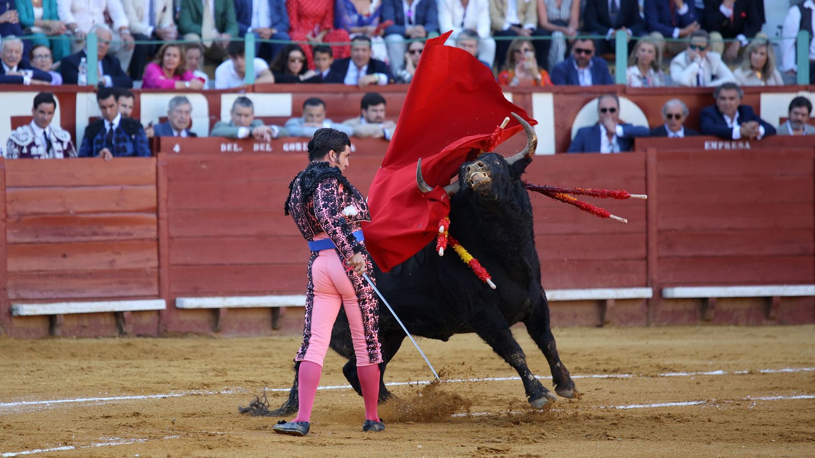 Última tarde de toros de la Feria de Jerez 2024 con Morante, Manzanares y Castella