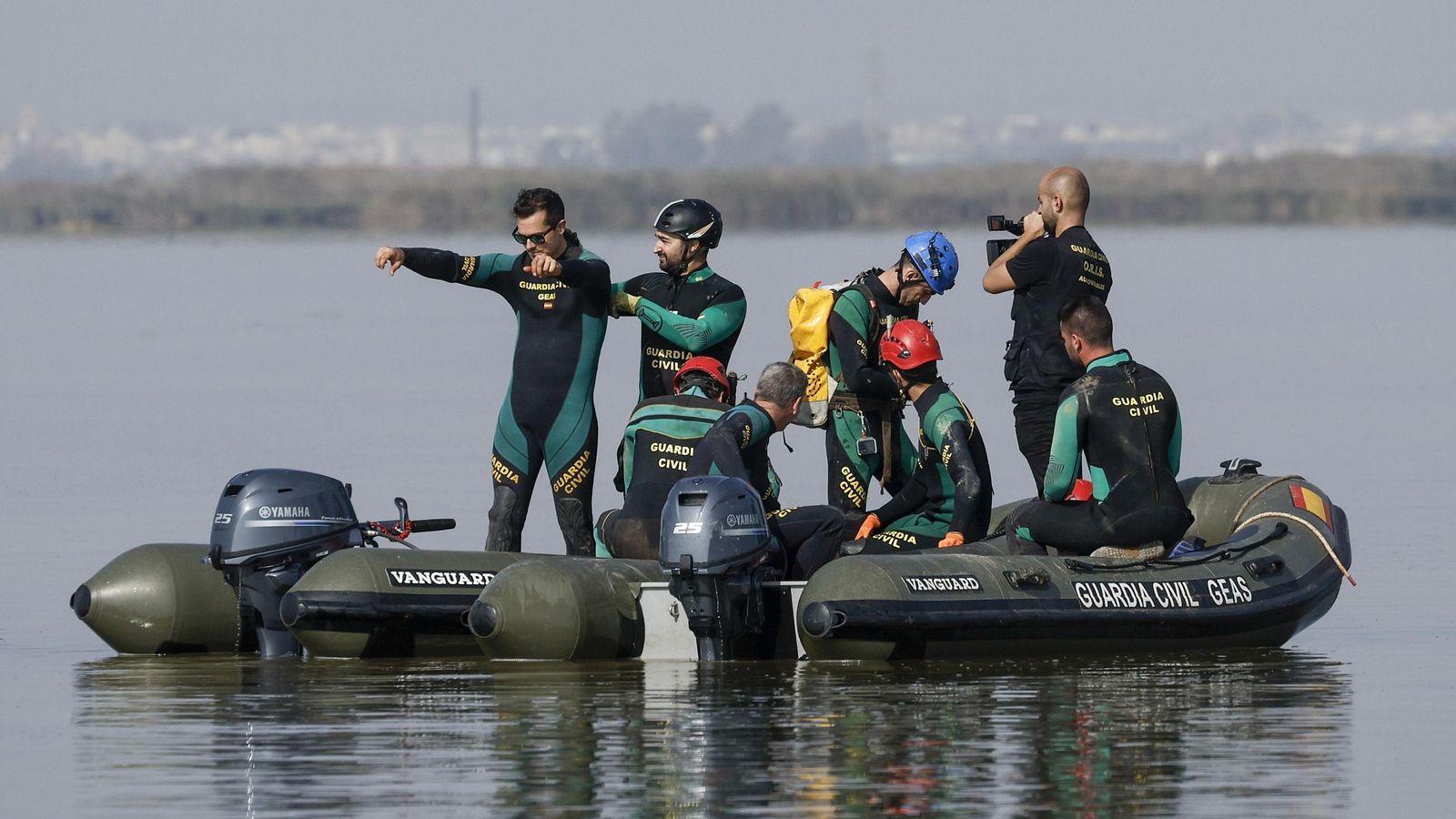 Se intensifican las labores de búsqueda de desaparecidos en Valencia