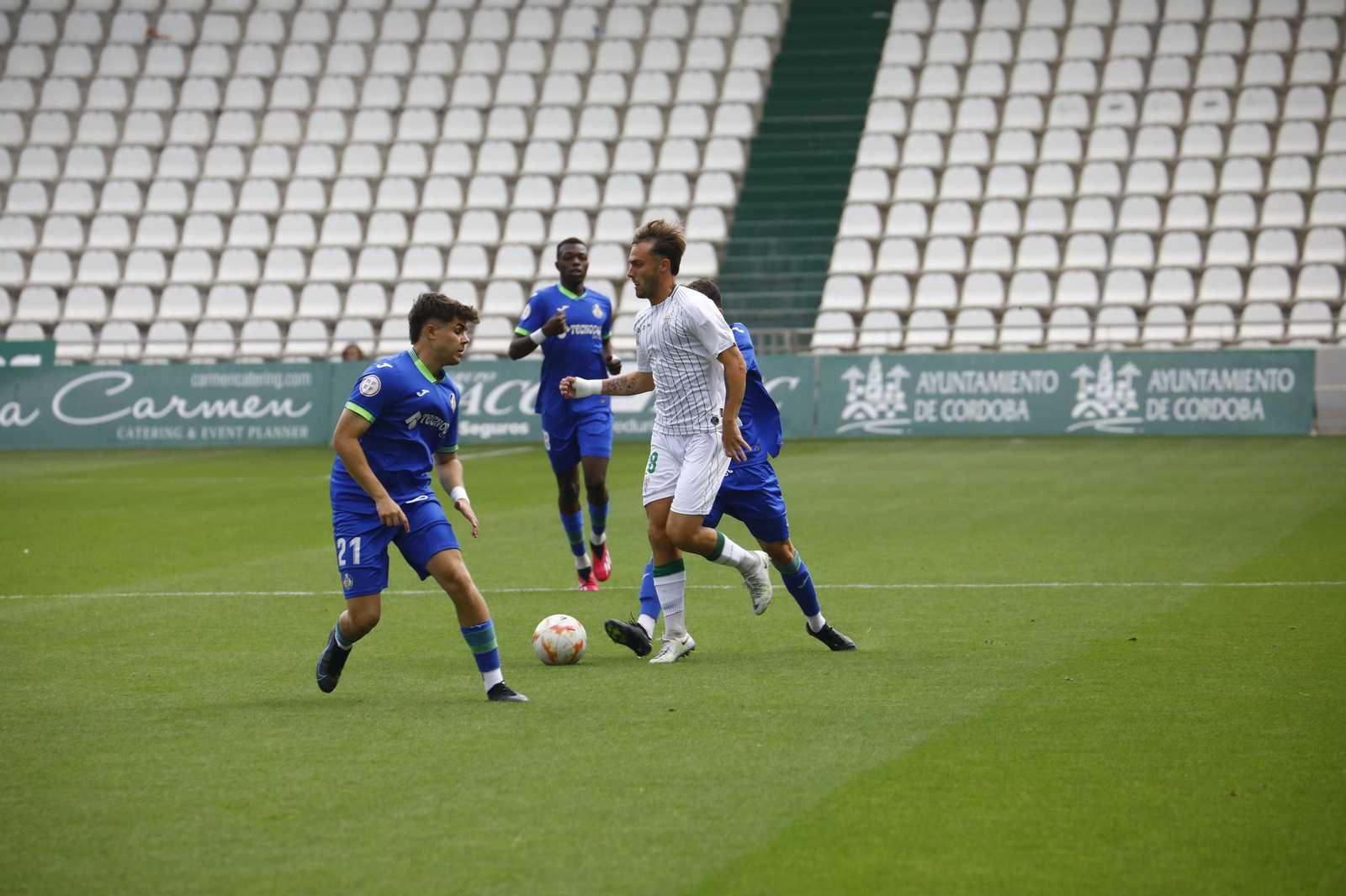 Las mejores fotos de la victoria del Córdoba B ante el Getafe B en El Arcángel