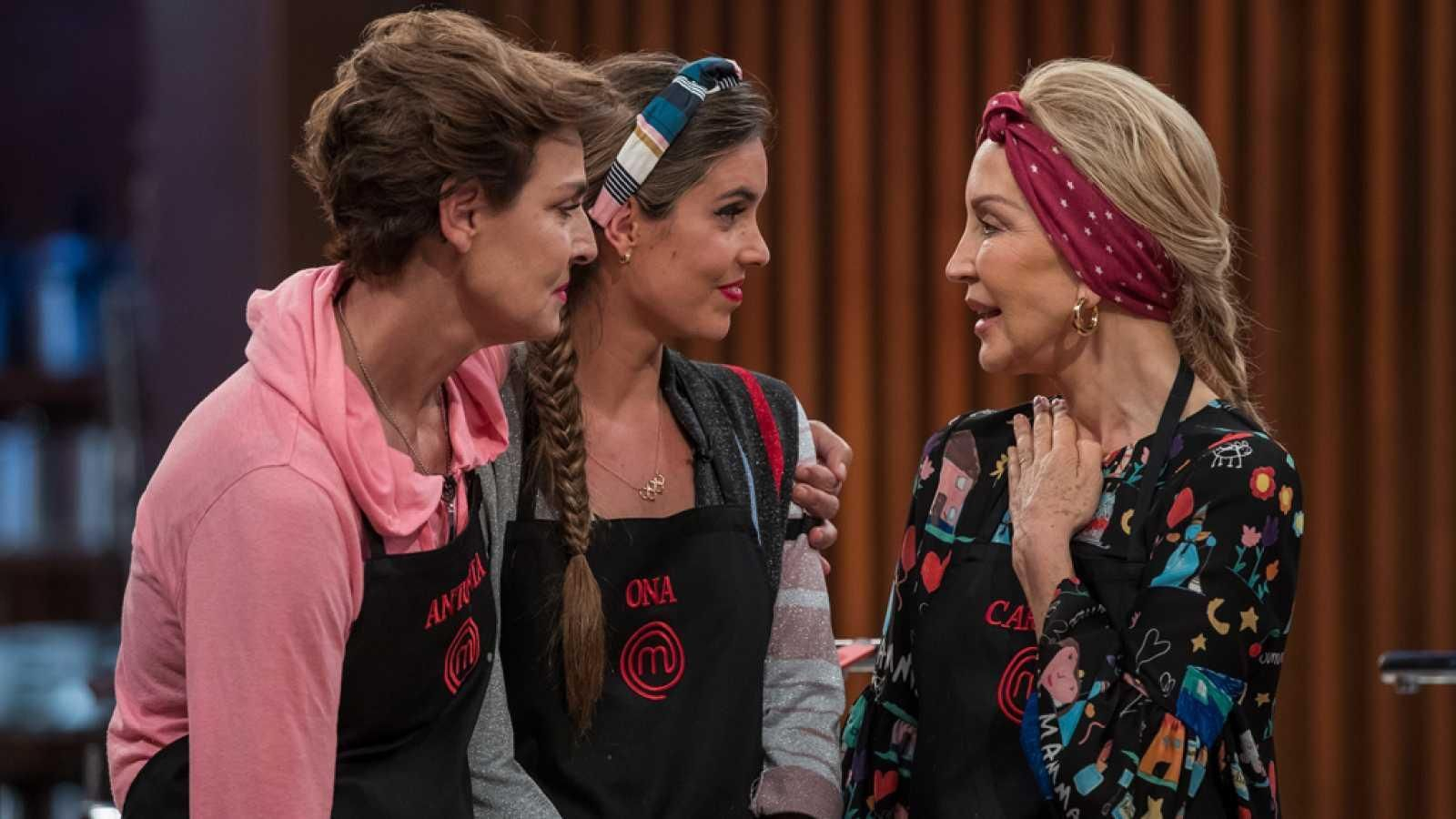 Carmen Lomana en su eliminación con Ona Carbonell y Antonia dell'Atte