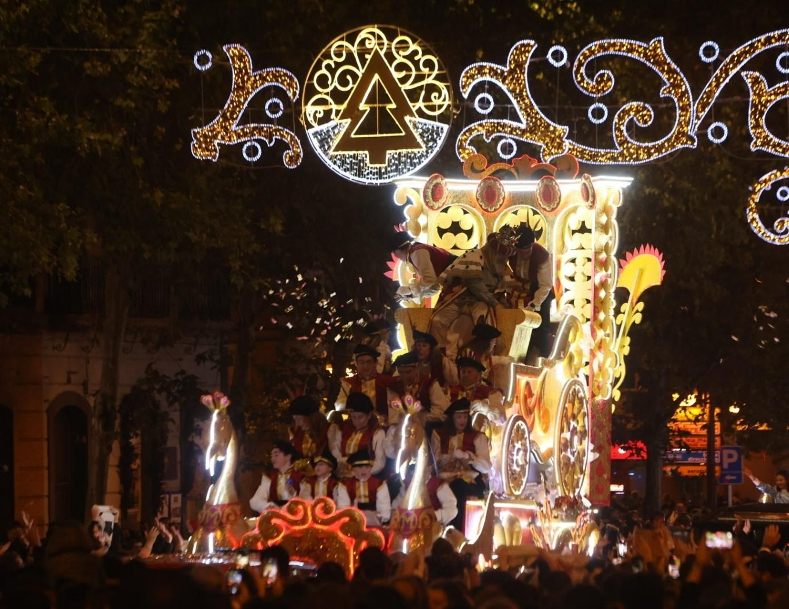 Las mejores imágenes de la noche de la Cabalgata de Reyes