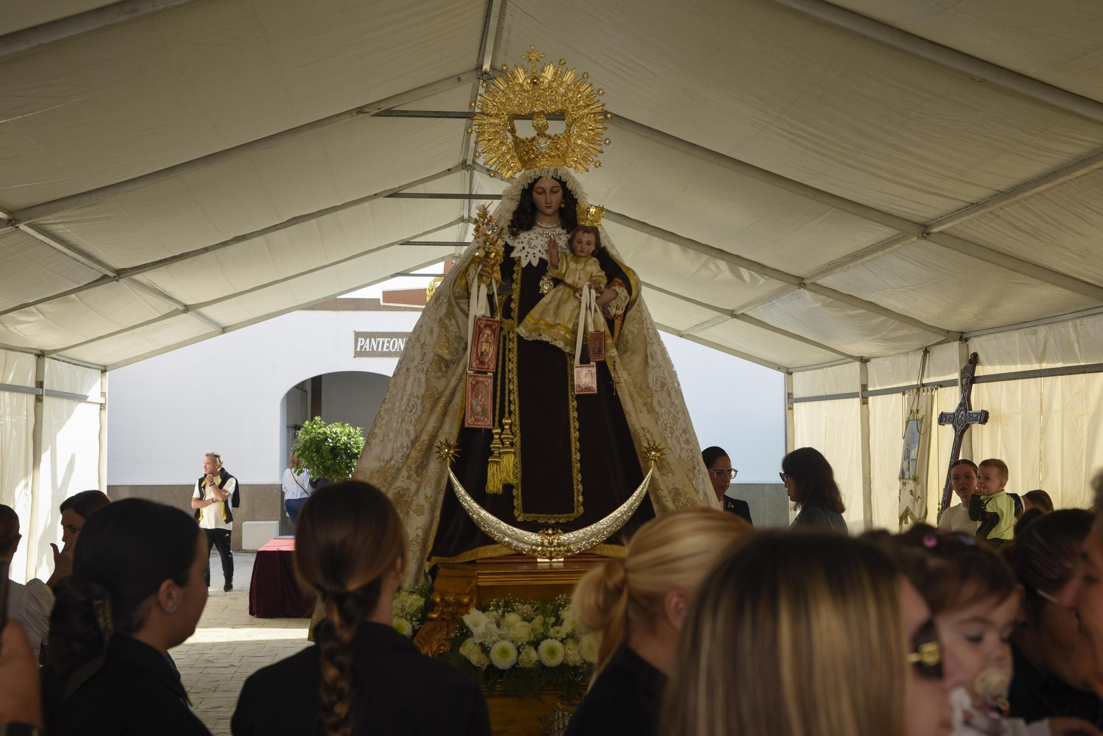 Fotos del Día de Todos los Santos en La Línea