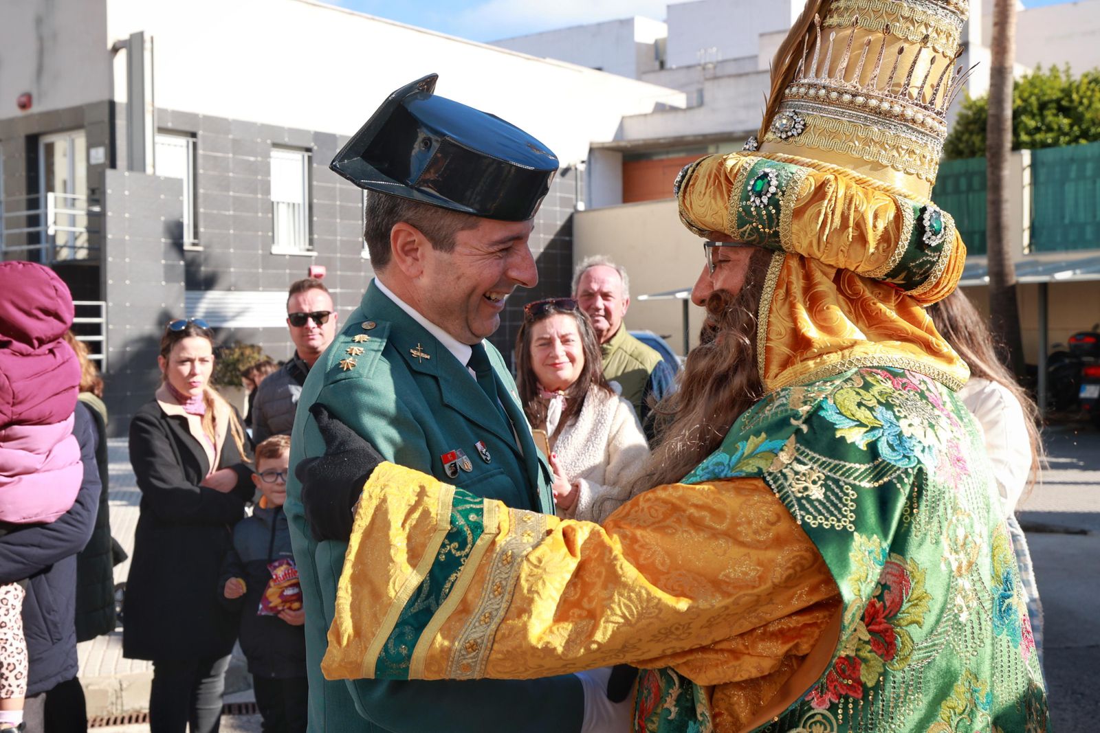 Las imágenes de la visita de los Reyes Magos a Cádiz