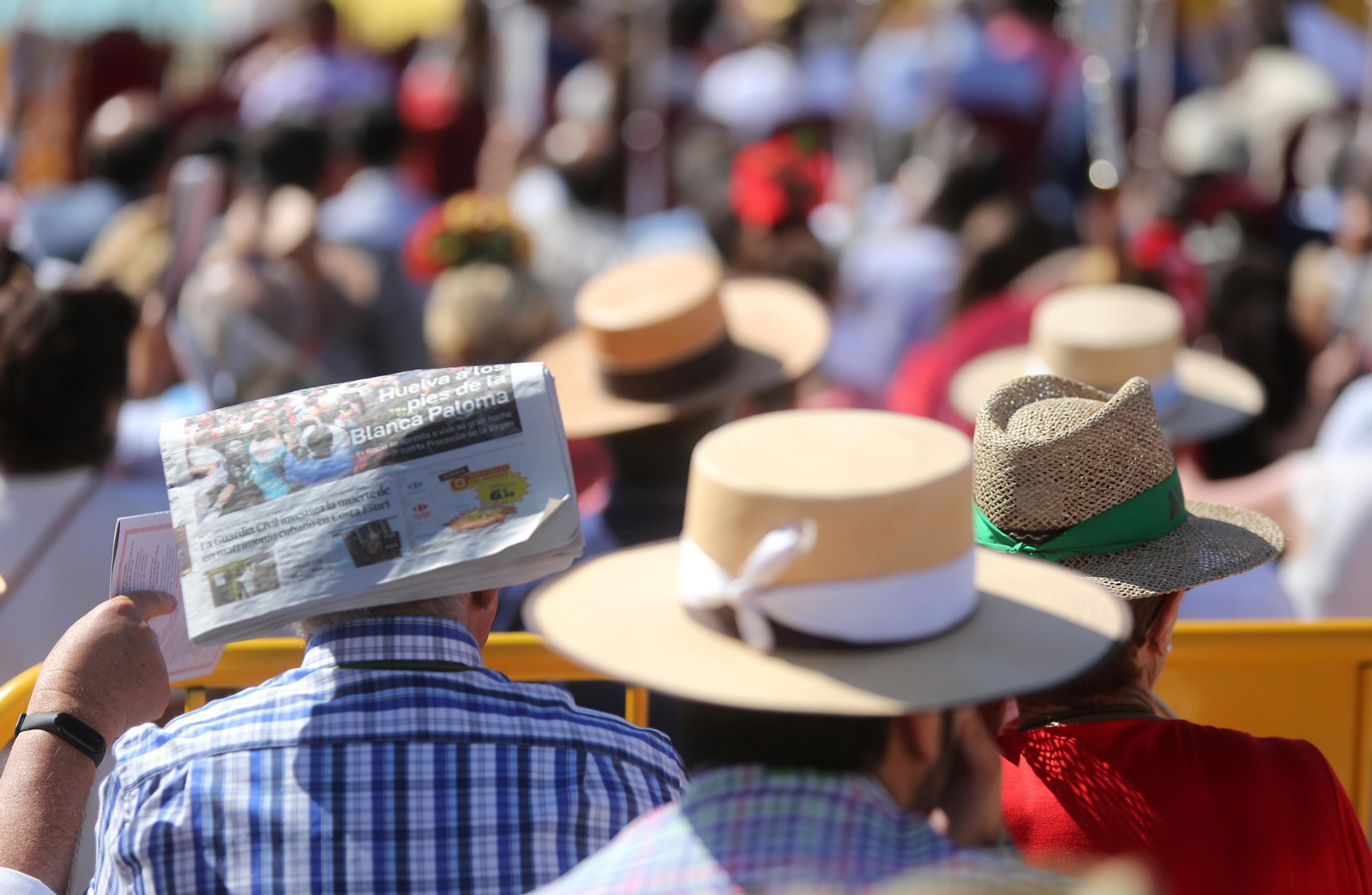 Imágenes de la misa de Pentecostés de la Romería del Rocío 2019