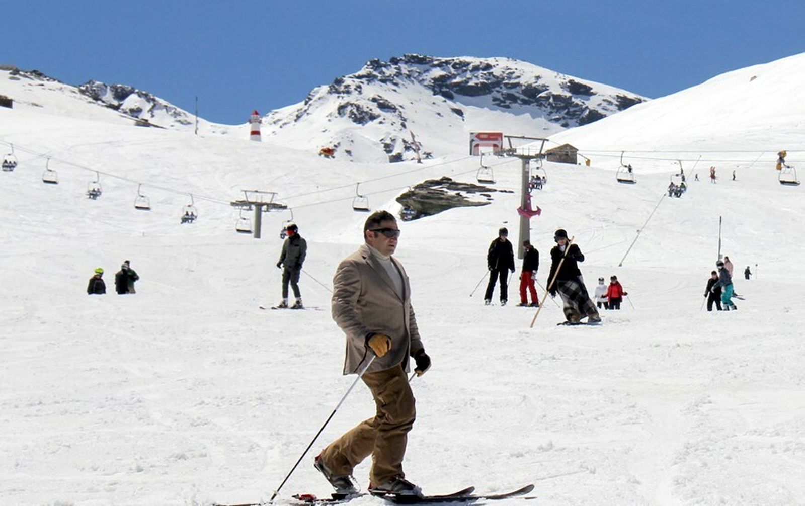 Imágenes de la bajada retro en Sierra Nevada