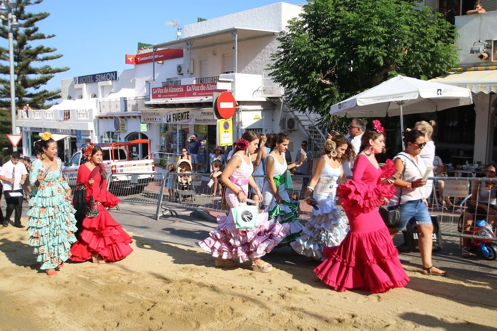 Fotogalería de la carrera de cintas a caballo en Mojácar