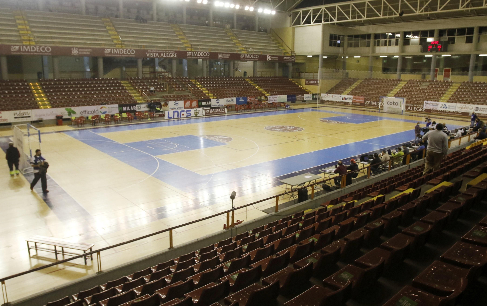 Imagen de Vista Alegre, sin público, en el partido ante el Ribera Navarra.