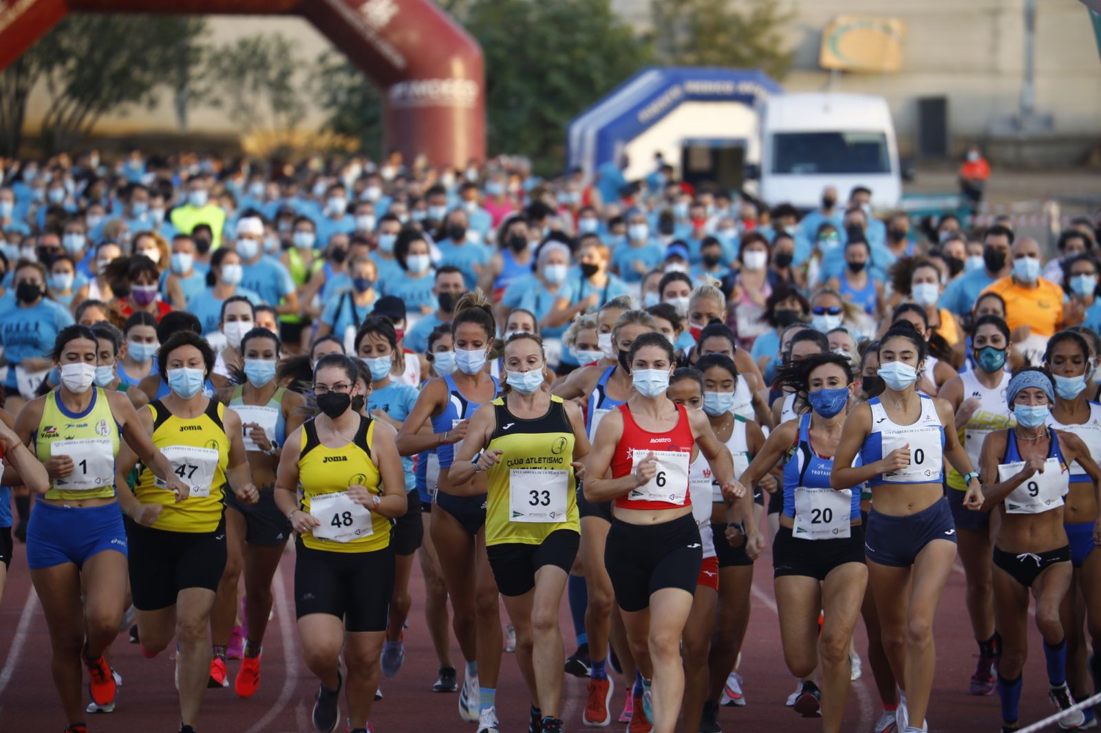 Las imágenes de la XVI edición de la Carrera de la Mujer en Córdoba