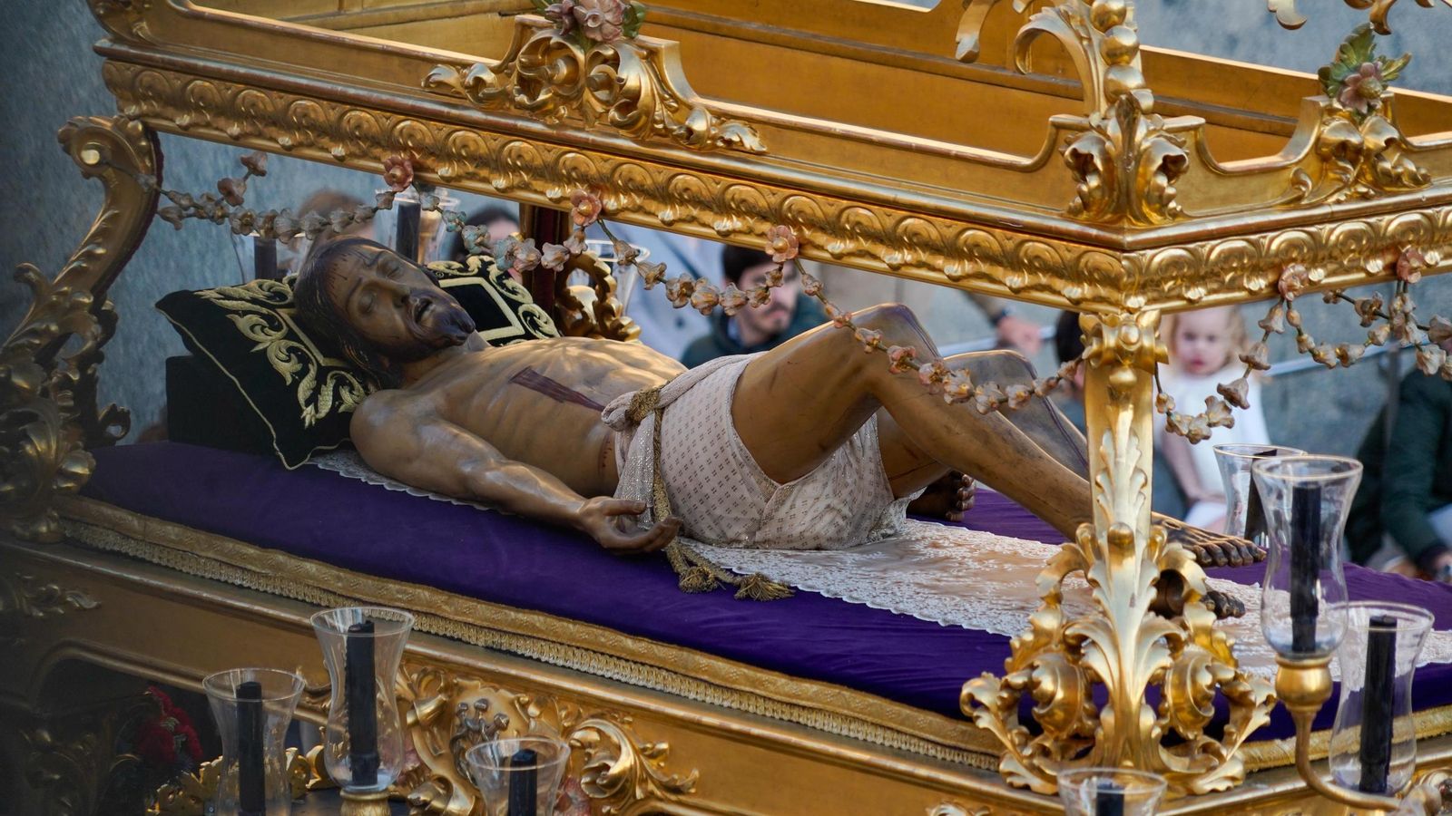 Viernes Santo: Imágenes de la procesión del Santo Entierro