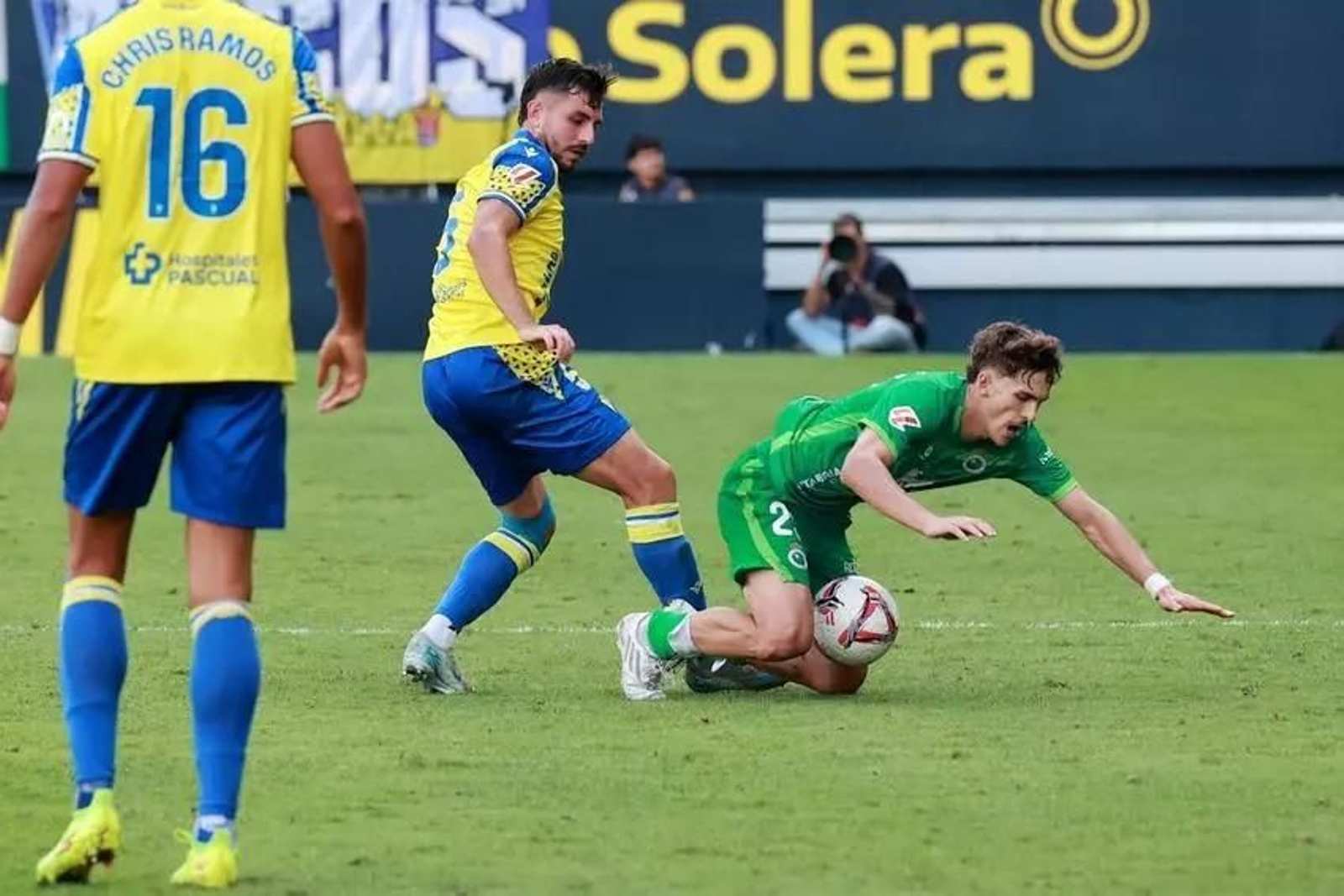 El Cádiz CF se enfrenta al Eibar tras el encuentro contra el Racing.
