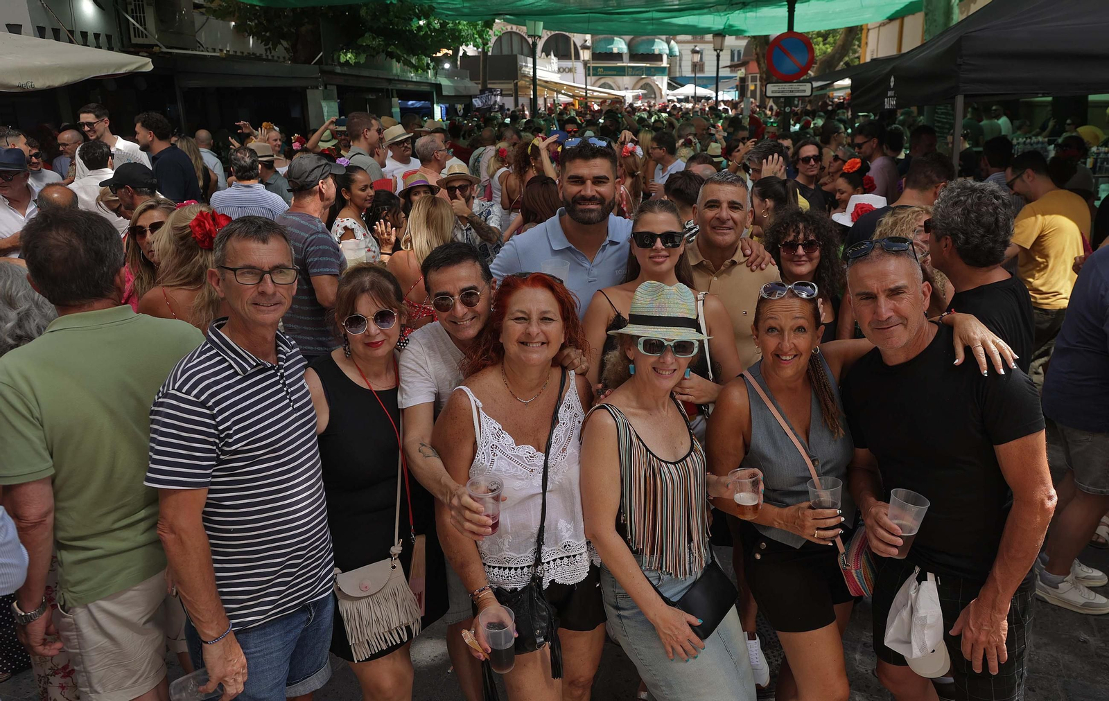 Búscate en las fotos del Domingo Rociero de la Feria de La Línea 2025 Búscate en las fotos del Domingo Rociero de la Feria de La Línea 2025