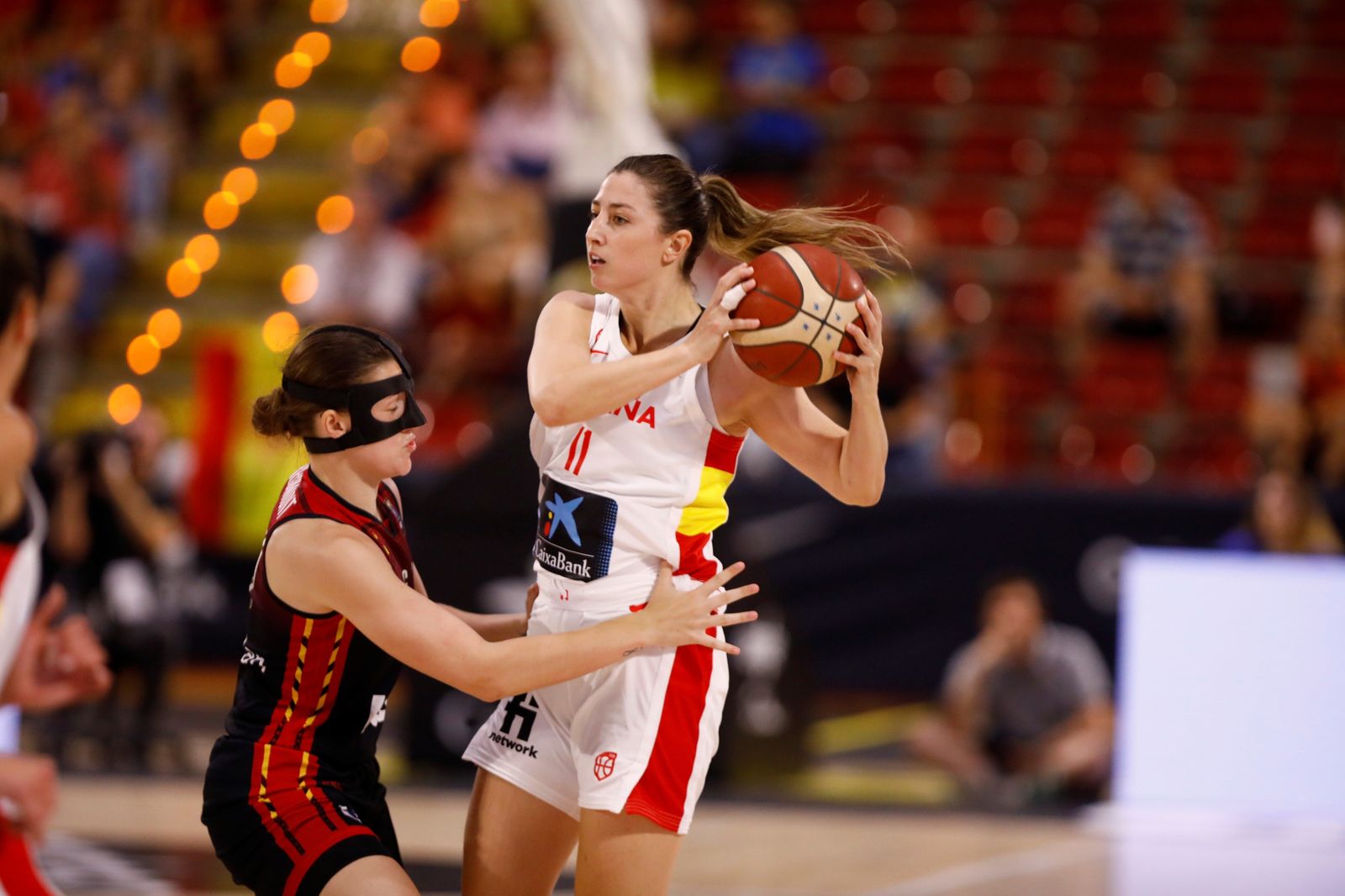 Las mejores fotos de la victoria de la selección española femenina de baloncesto ante Bélgica, en Córdoba