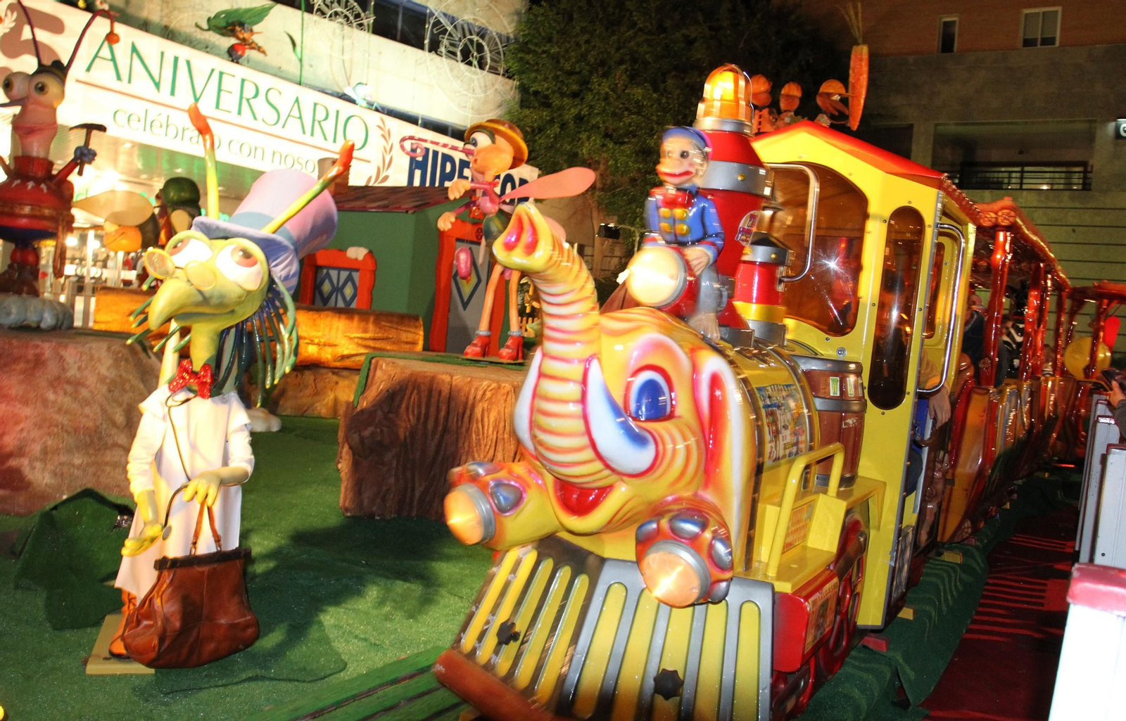 Aquellos maravillosos años: Así era Cortylandia en Huelva Aquellos maravillosos años: Así era Cortylandia en Huelva